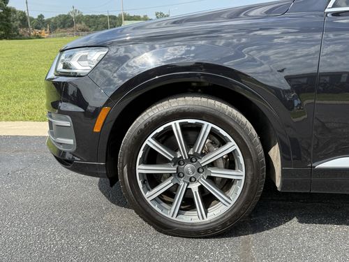 2017 Audi Q7 — photo 8