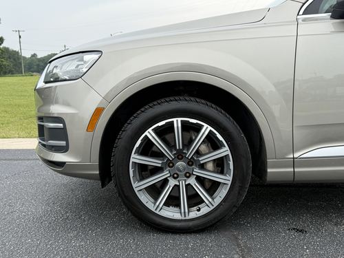 2017 Audi Q7 — photo 8