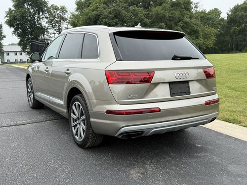 2017 Audi Q7 — photo 13