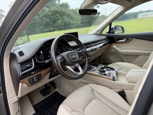 2017 Audi Q7 — photo 27