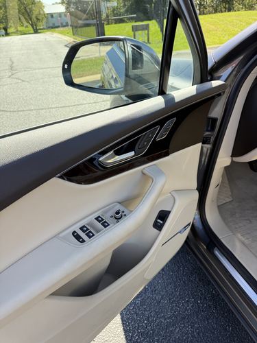 2018 Audi Q7 — photo 32