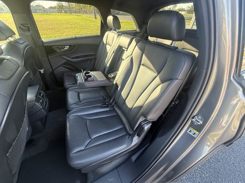 2017 Audi Q7 — photo 40