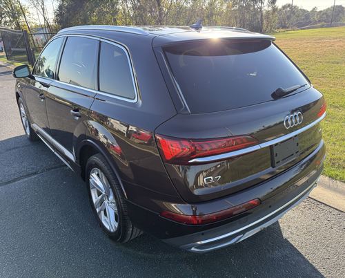 2021 Audi Q7 55 Premium Plus — photo 9