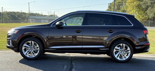 2021 Audi Q7 — photo 8
