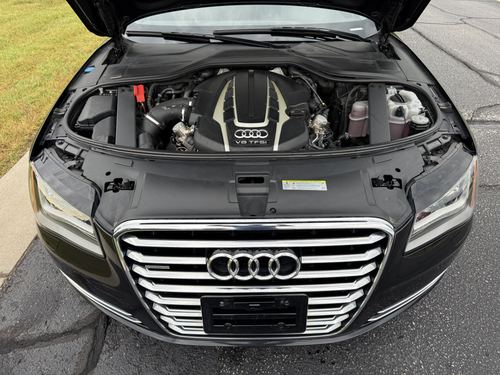 2014 Audi A8 — photo 1