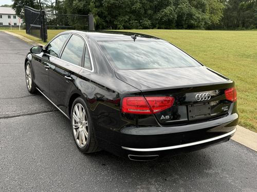 2014 Audi A8 — photo 11