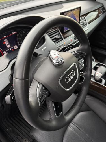 2014 Audi A8 — photo 27
