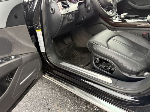 2014 Audi A8 — photo 34