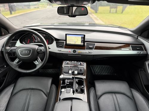 2014 Audi A8 — photo 35