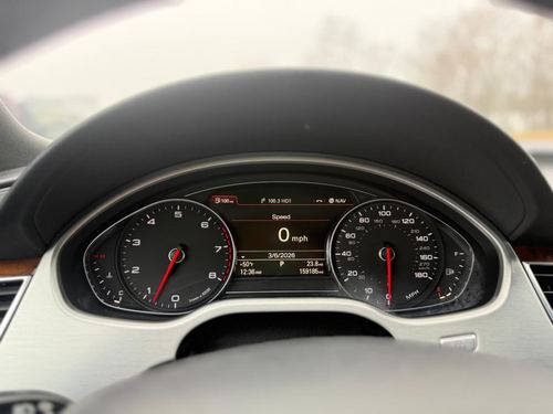 2014 Audi A8 — photo 18