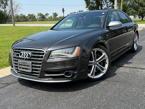 2014 AUDI S8 — photo 3