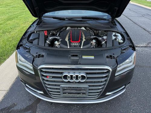 2014 AUDI S8 — photo 4