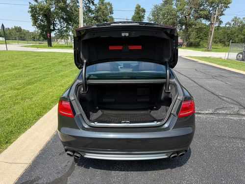 2014 AUDI S8 — photo 15