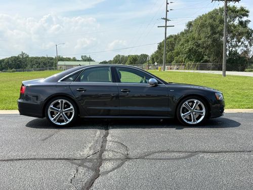 2014 AUDI S8 — photo 20