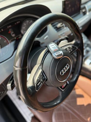 2014 AUDI S8 — photo 26