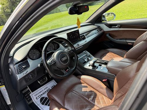 2014 AUDI S8 — photo 28