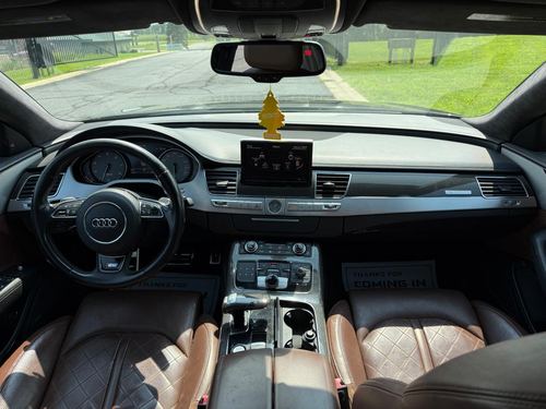 2014 AUDI S8 — photo 33