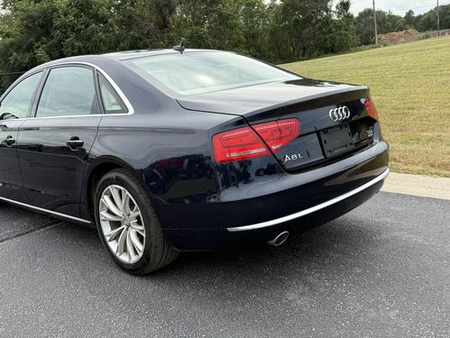 2014 Audi A8 — photo 12