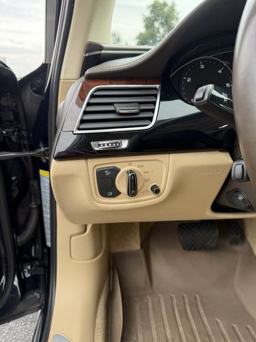 2014 Audi A8 — photo 26