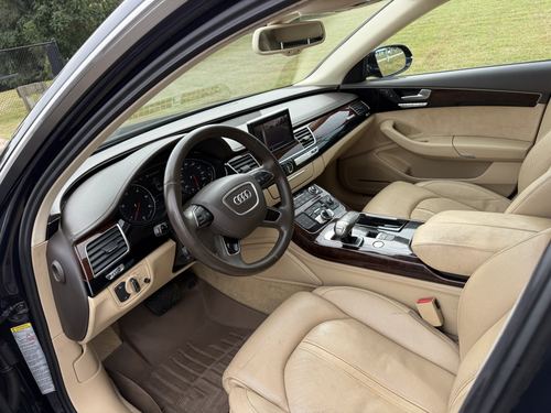 2014 Audi A8 — photo 27