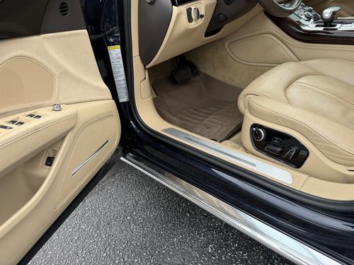 2014 Audi A8 — photo 30