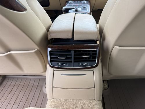 2014 Audi A8 — photo 33