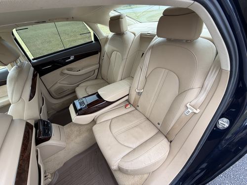 2014 Audi A8 — photo 36