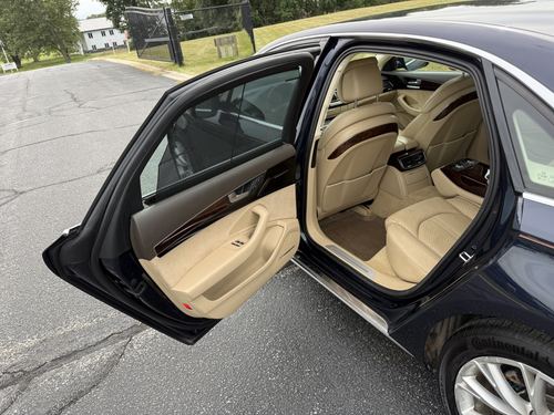 2014 Audi A8 — photo 38