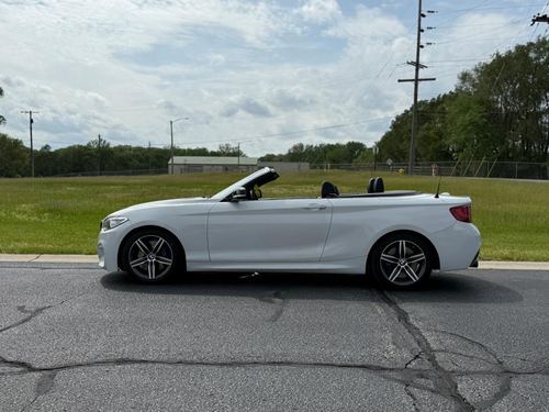 2015 BMW M235 2-Series — photo 15
