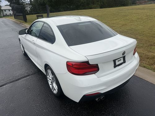2017 BMW 230 — photo 11