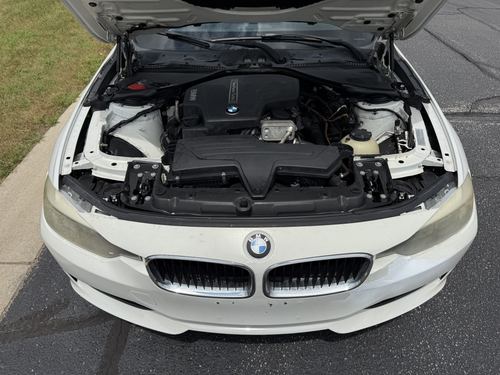 2012 BMW 328 — photo 2