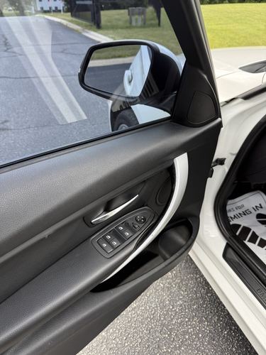 2012 BMW 328 — photo 30