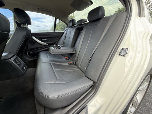 2012 BMW 328 — photo 38