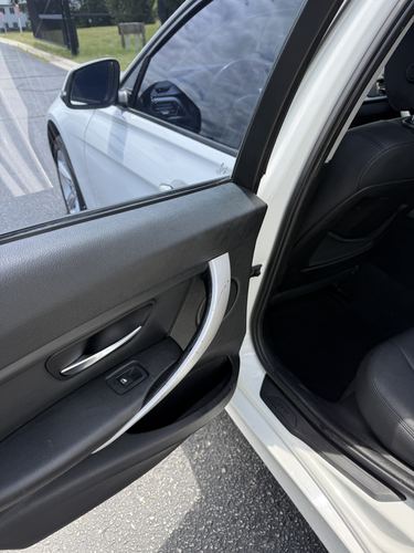 2012 BMW 328 — photo 40