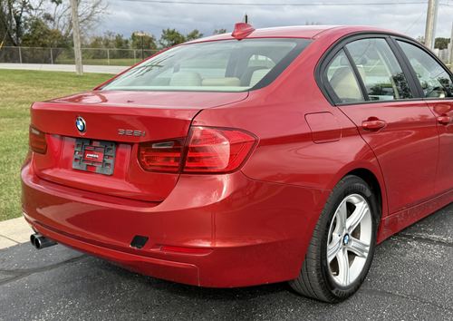 2013 BMW 328 328i Sedan — photo 9
