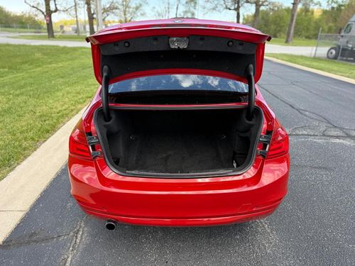 2015 BMW 320i — photo 13