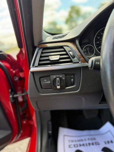 2015 BMW 320i — photo 20