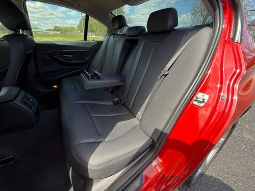 2015 BMW 320i — photo 29