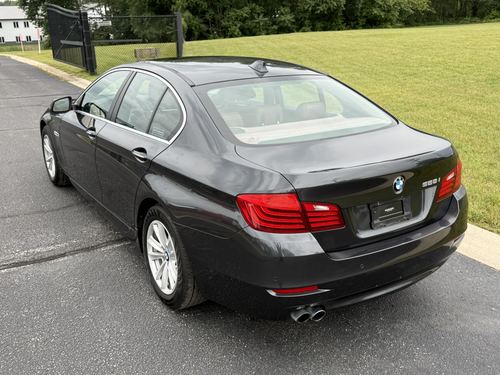 2015 BMW 528 — photo 8