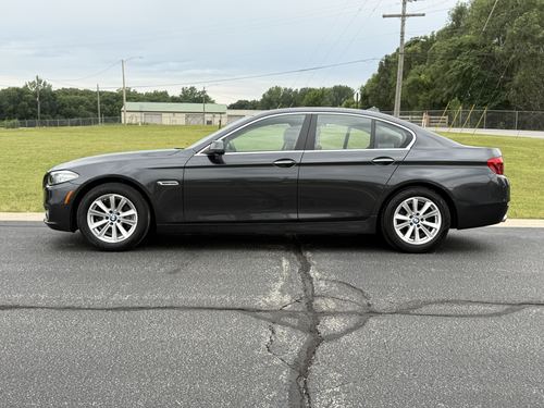 2015 BMW 528 — photo 13