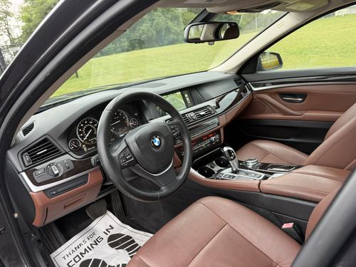 2015 BMW 528 — photo 25