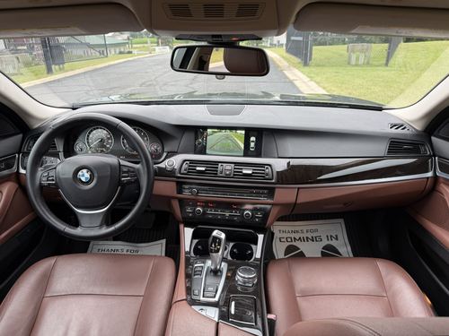 2015 BMW 528 — photo 31