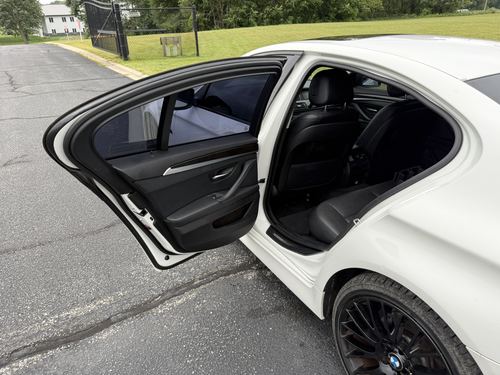 2014 BMW 535 — photo 38