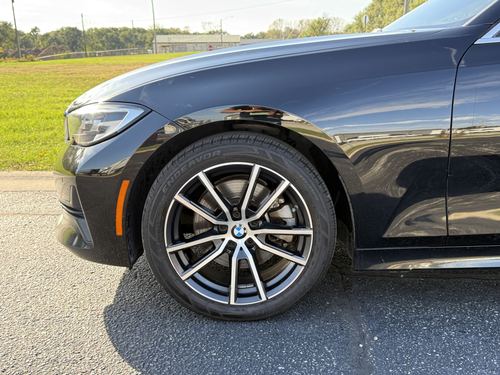 2019 BMW 330 — photo 12