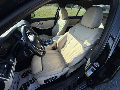 2019 BMW 330 — photo 18