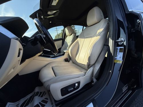 2019 BMW 330 — photo 19