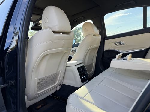 2019 BMW 330 — photo 25