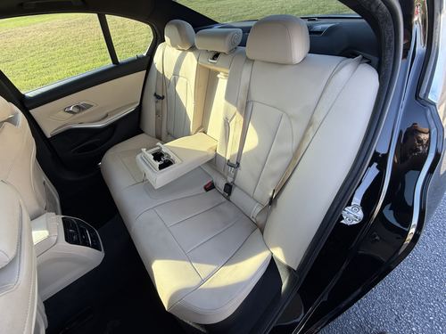 2019 BMW 330 — photo 26