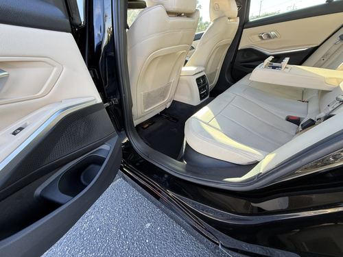 2019 BMW 330 — photo 36