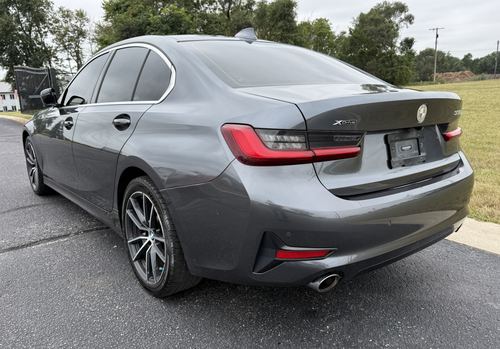 2019 BMW 330 — photo 15